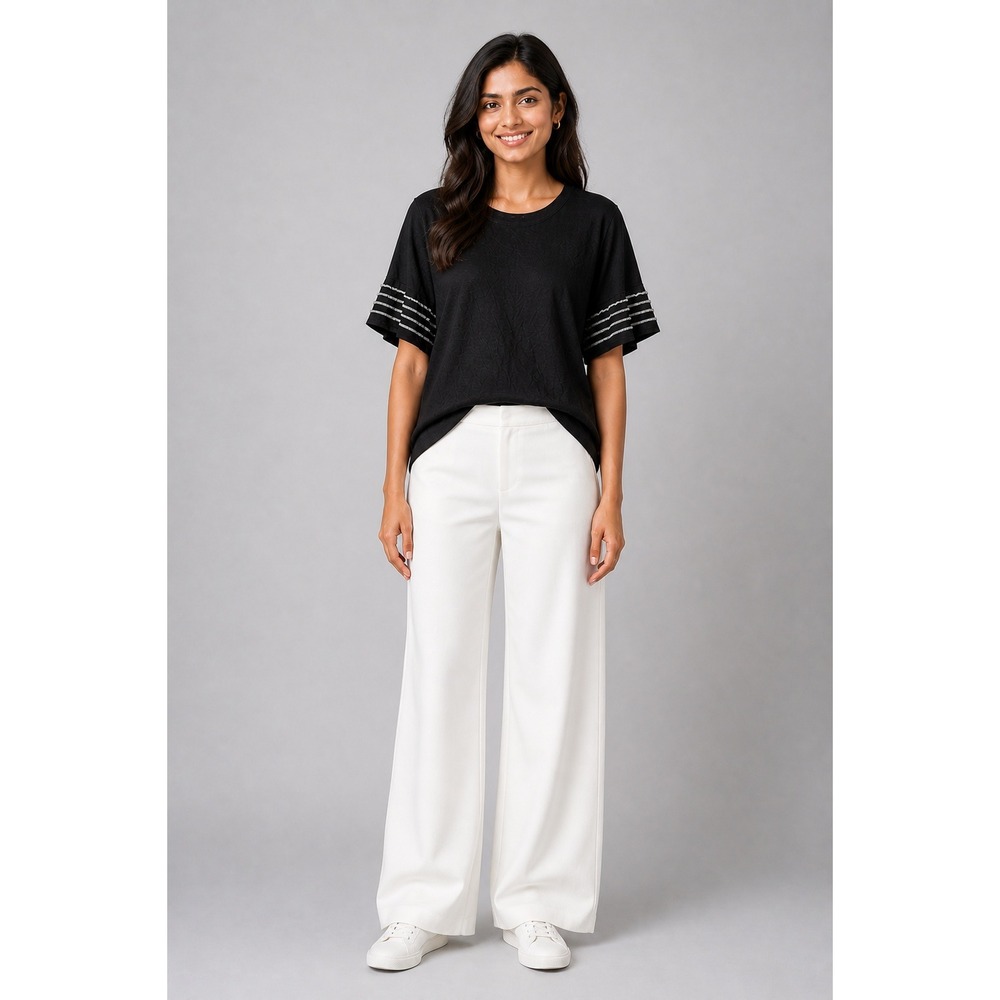 Kim & Cami Medium Black Bell Sleeve Top White Contrast Stitch Tiered Ruffle Crew